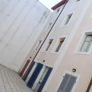 Temporesidence Chateauneuf 3* Bayonne